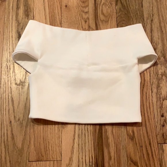 Ribbed Off the Shoulder Crop Top - Picture 3 of 5